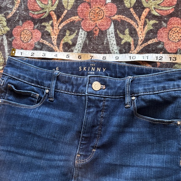 WHBM White House Black Market Dark Blue Skinny Crop Jeans - Picture 6 of 10